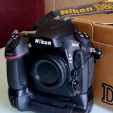 Nikon D800 format full frame + Grip Nikon + Card Compact Flash